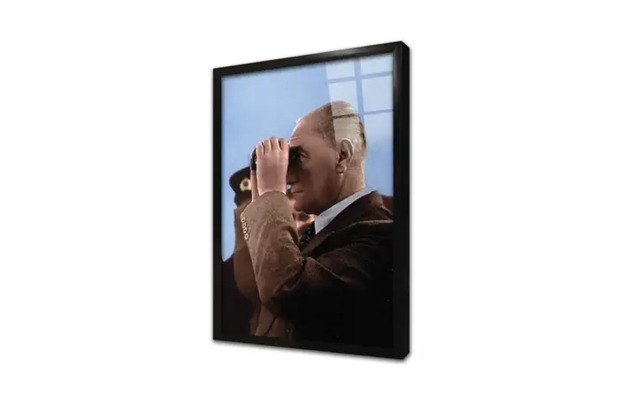 Atatürk Dürbünle Bakarken | Kanvas Tablo | Cam Tablo | Mdf Tablo | A02196 - Görsel 3