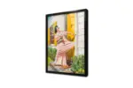 Elbisesi Kapıya Sıkışmış Kadın | Kanvas Tablo | Cam Tablo | Mdf Tablo | B22580 - Görsel 3