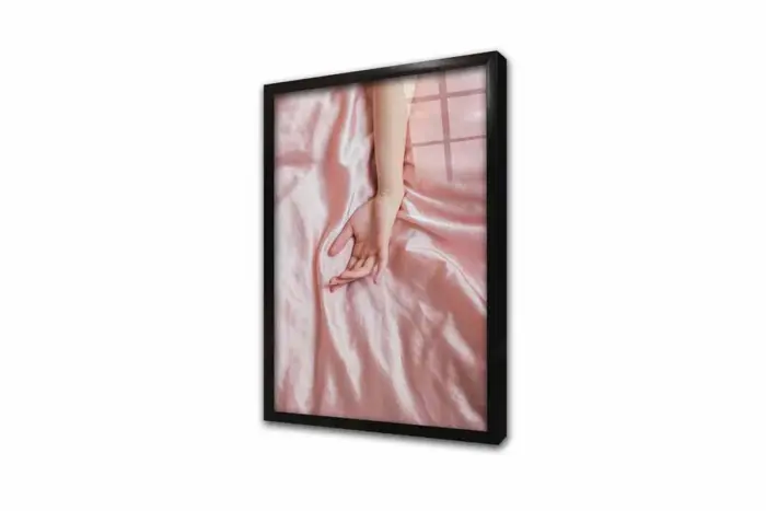 Pembe Zeminde Kadın Eli | Kanvas Tablo | Cam Tablo | Mdf Tablo | B33087 - Görsel 3