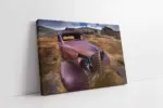 Terk Edilmiş Mor Klasik Araba | Kanvas Tablo | Cam Tablo | Mdf Tablo | A01238