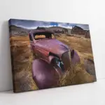 Terk Edilmiş Mor Klasik Araba | Kanvas Tablo | Cam Tablo | Mdf Tablo | A01238