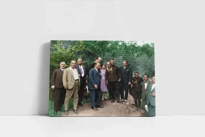 Atatürk Kurmaylarıyla Arazide | Kanvas Tablo | Cam Tablo | Mdf Tablo | A02017 - Görsel 2