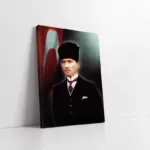 Bayrak Önünde Kalpaklı Atatürk | Kanvas Tablo | Cam Tablo | Mdf Tablo | A02024