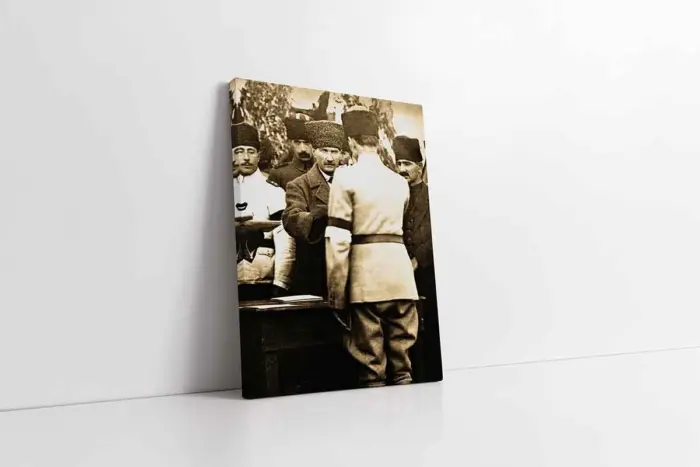 Atatürk Ve Silah Arkadaşları | Kanvas Tablo | Cam Tablo | Mdf Tablo | A02042 - Görsel 1