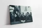 Atatürk Fabrika Önünde Gösteri İzlerken | Kanvas Tablo | Cam Tablo | Mdf Tablo | A02059