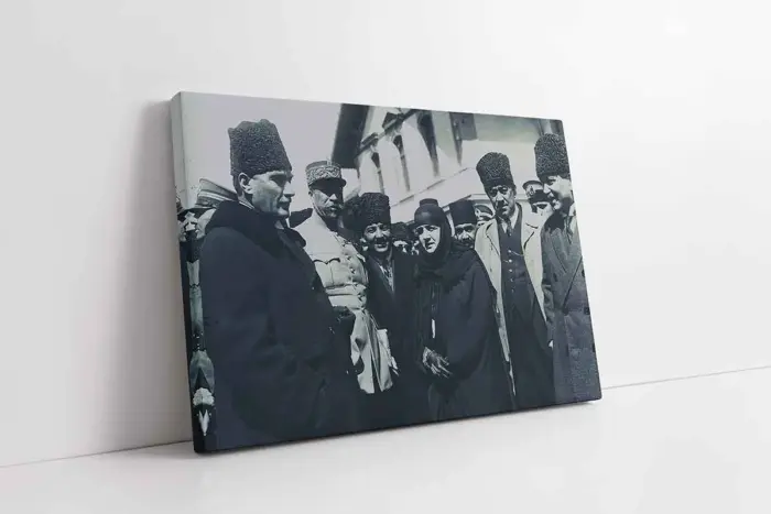 Atatürk Latife Hanımla Adanada | Kanvas Tablo | Cam Tablo | Mdf Tablo | A02069 - Görsel 1
