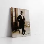 Atatürk Fransada Smokinli Pozu | Kanvas Tablo | Cam Tablo | Mdf Tablo | A02075