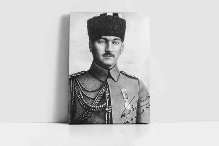Atatürk Genç Subay Yılları | Kanvas Tablo | Cam Tablo | Mdf Tablo | A02095 - Görsel 2