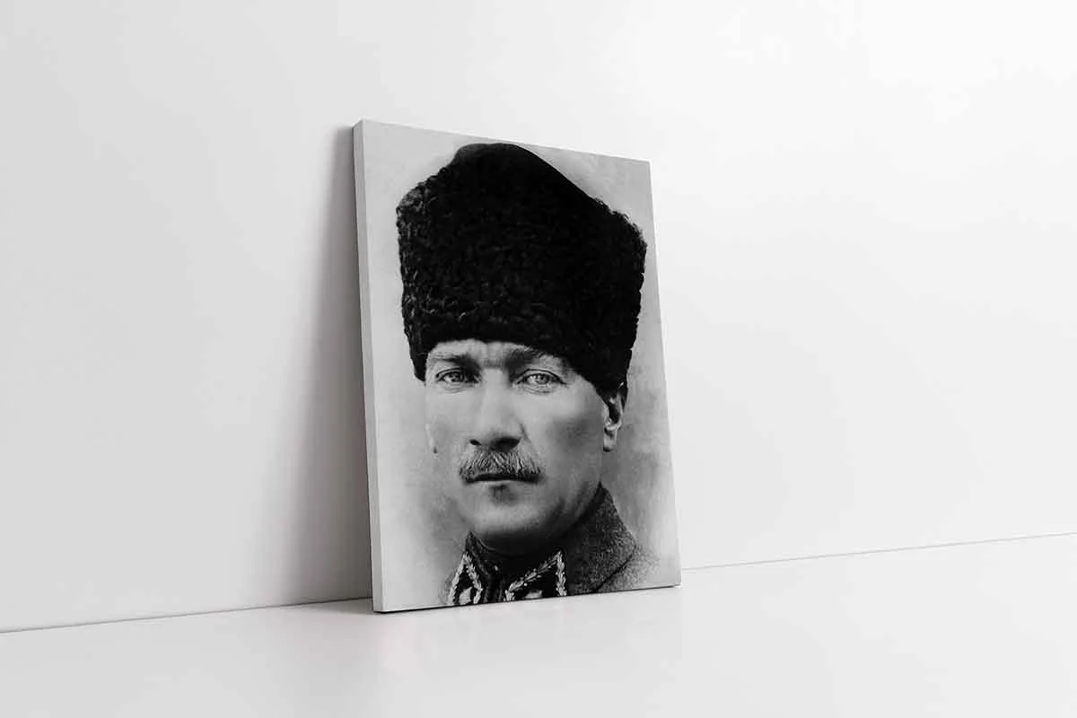 KA02122-10 Kalpaklı Atatürk | Kanvas Tablo | Cam Tablo | Mdf Tablo | A02122 - Görsel 1