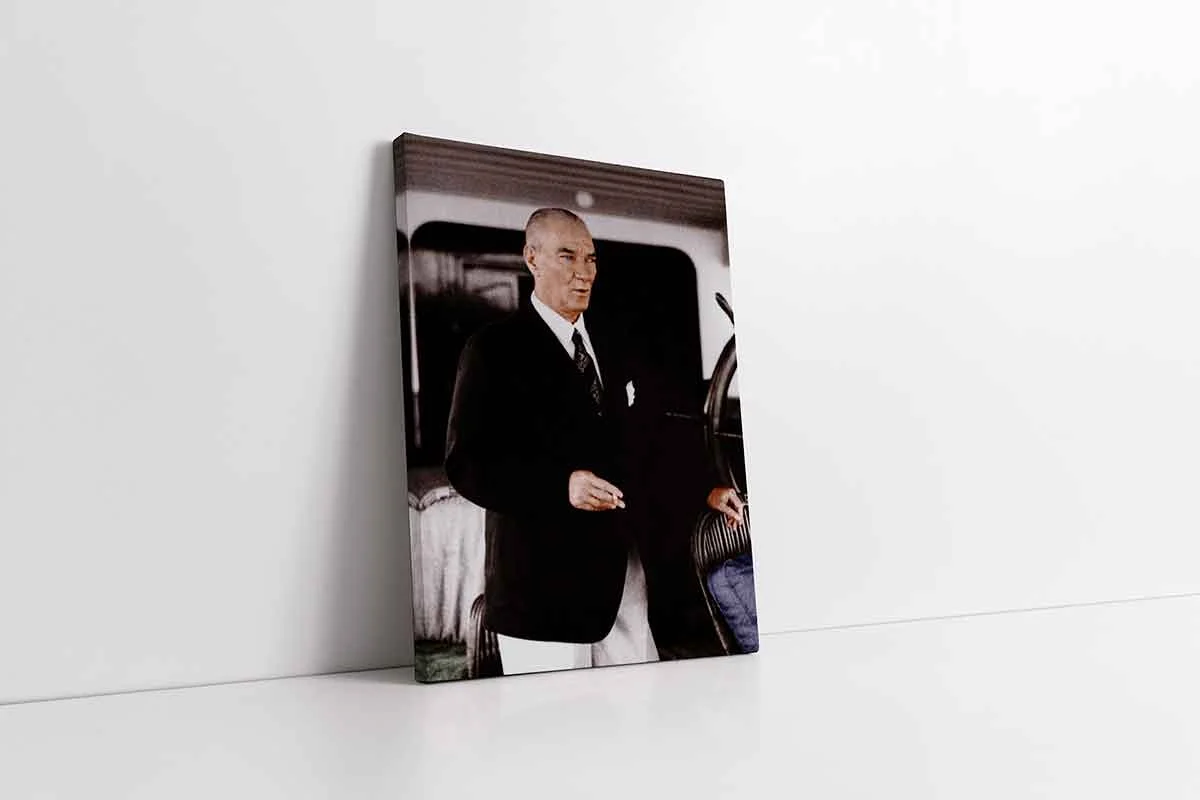KA02135-10 Atatürk Savarona Yatında | Kanvas Tablo | Cam Tablo | Mdf Tablo | A02135 - Görsel 1