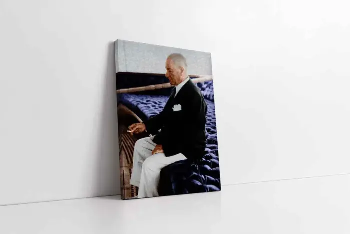 Atatürk Otururken | Kanvas Tablo | Cam Tablo | Mdf Tablo | A02143 - Görsel 1