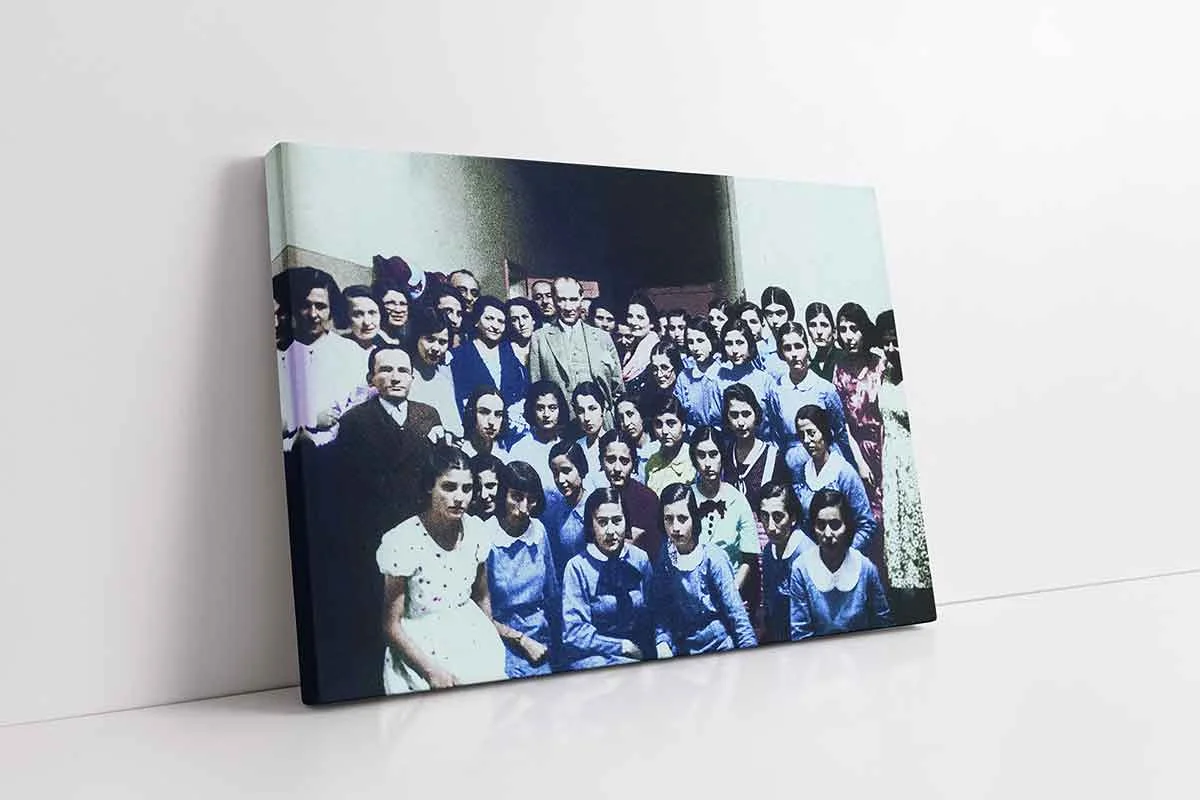 KA02174-10 Atatürk Ve Çocuklar 23 Nisan | Kanvas Tablo | Cam Tablo | Mdf Tablo | A02174 - Görsel 1