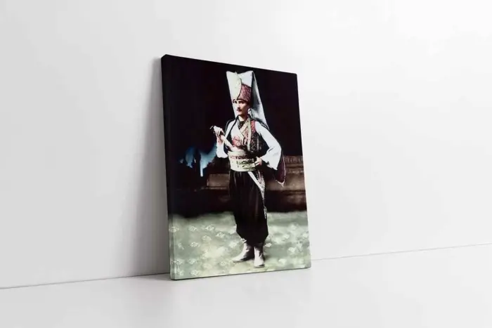 Atatürk Yeniçeri Kıyafetiyle | Kanvas Tablo | Cam Tablo | Mdf Tablo | A02226 - Görsel 1