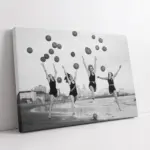 Kumsalda Zıplayan Kızlar | Kanvas Tablo | Cam Tablo | Mdf Tablo | A07045