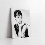 Siyah Beyaz Audrey Hepburn | Kanvas Tablo | Cam Tablo | Mdf Tablo | A31139