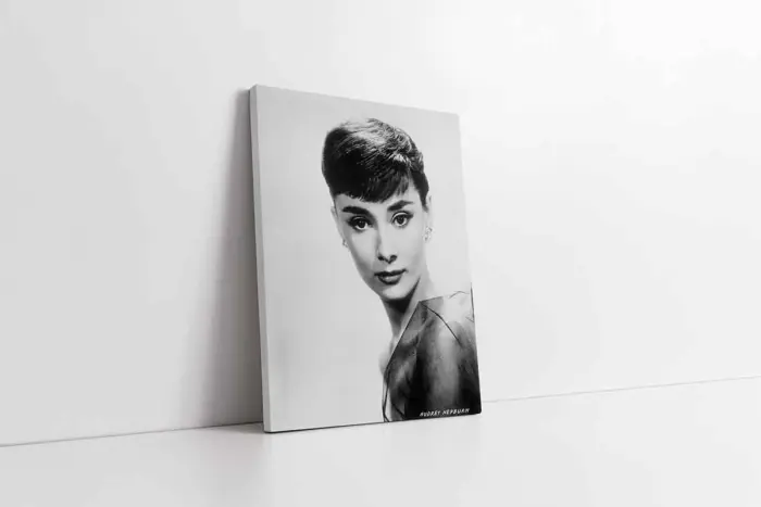 Siyah Beyaz Audrey Hepburn | Kanvas Tablo | Cam Tablo | Mdf Tablo | A31224 - Görsel 1