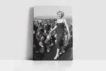 Marilyn Monroe Kalabalık Arasından Yürürken | Kanvas Tablo | Cam Tablo | Mdf Tablo | A31280 - Görsel 2