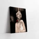 Marilyn Monroe Kırmızı Çiçeğiyle | Kanvas Tablo | Cam Tablo | Mdf Tablo | A31327