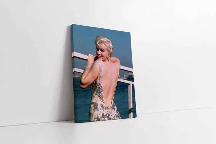 Marilyn Monroe Sırt Dekolteli | Kanvas Tablo | Cam Tablo | Mdf Tablo | A31328 - Görsel 1