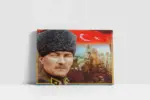 Kalpaklı Atatürk Ve Türk Bayrağı | Kanvas Tablo | Cam Tablo | Mdf Tablo | B01005 - Görsel 2