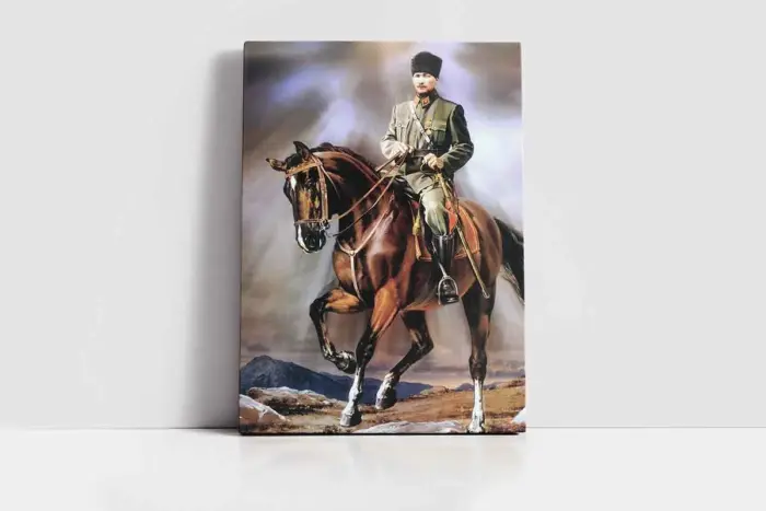 At Üstünde Kalpaklı Atatürk | Kanvas Tablo | Cam Tablo | Mdf Tablo | B01016 - Görsel 2