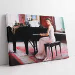 Beyaz Giymiş Piyano Çalan Kadın | Kanvas Tablo | Cam Tablo | Mdf Tablo | B11006