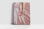 Pembe Zeminde Kadın Eli | Kanvas Tablo | Cam Tablo | Mdf Tablo | B33087 - Görsel 2