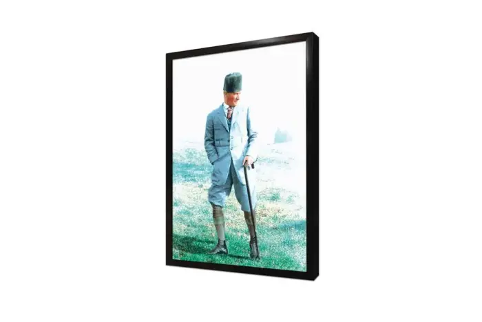 Atatürk Arazide Bakarken | Kanvas Tablo | Cam Tablo | Mdf Tablo | A02035 - Görsel 4