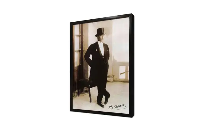 Atatürk Fransada Smokinli Pozu | Kanvas Tablo | Cam Tablo | Mdf Tablo | A02075 - Görsel 4