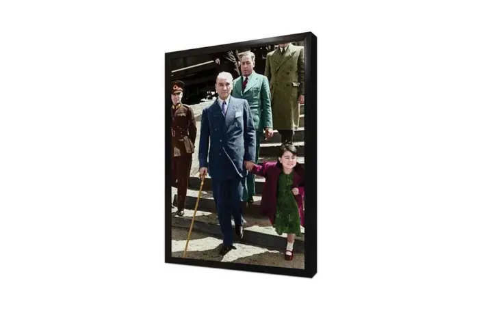 Atatürk Ve Ülkü Hanım Çocukken | Kanvas Tablo | Cam Tablo | Mdf Tablo | A02182 - Görsel 4