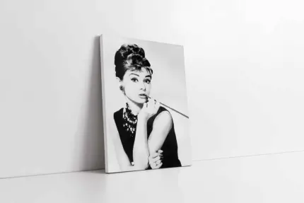 Siyah Beyaz Audrey Hepburn | Kanvas Tablo | Cam Tablo | Mdf Tablo | A31139